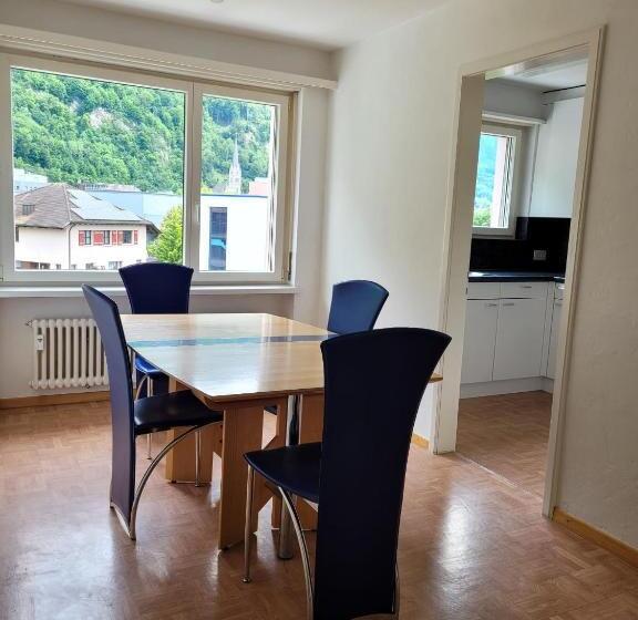 Schöne Grosse Attika Wohnung Im Zentrum Von Vaduz Inkl. Parkplatz