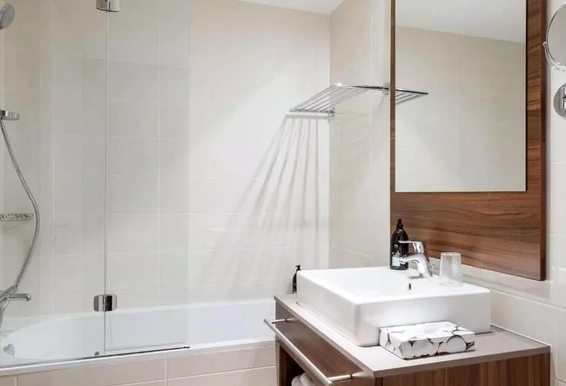Aparthotel Adagio La Defense Courbevoie