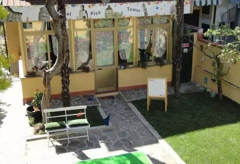 Bed and Breakfast Hostel Pisa Tower