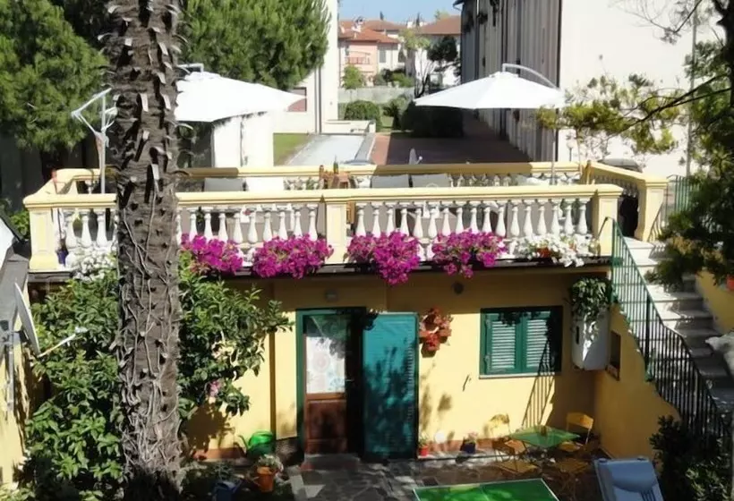 Bed and Breakfast Hostel Pisa Tower