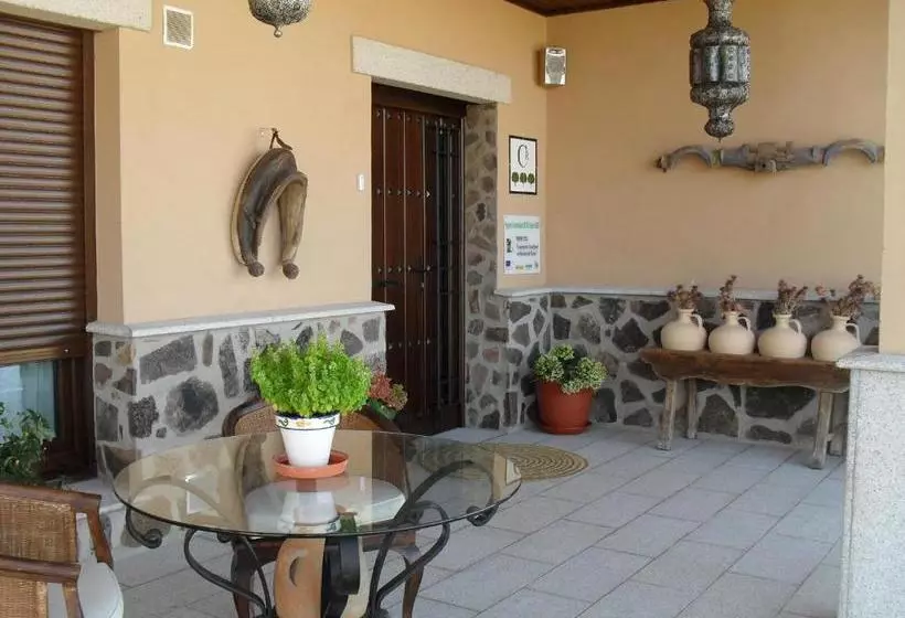 Casa Rural La Huerta De Los Nogales