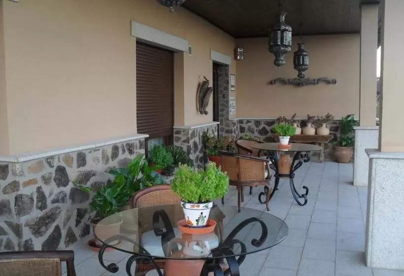 Casa Rural La Huerta De Los Nogales