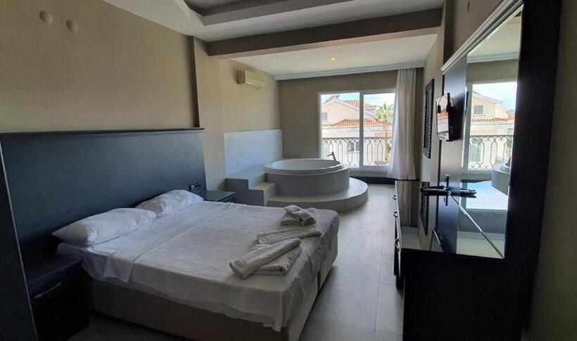 ölüdeniz Golden Life Resort Otel