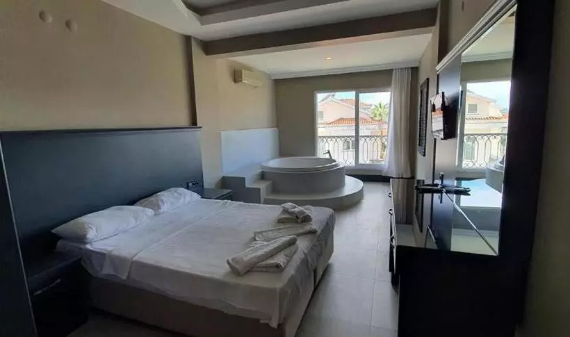 ölüdeniz Golden Life Resort Otel