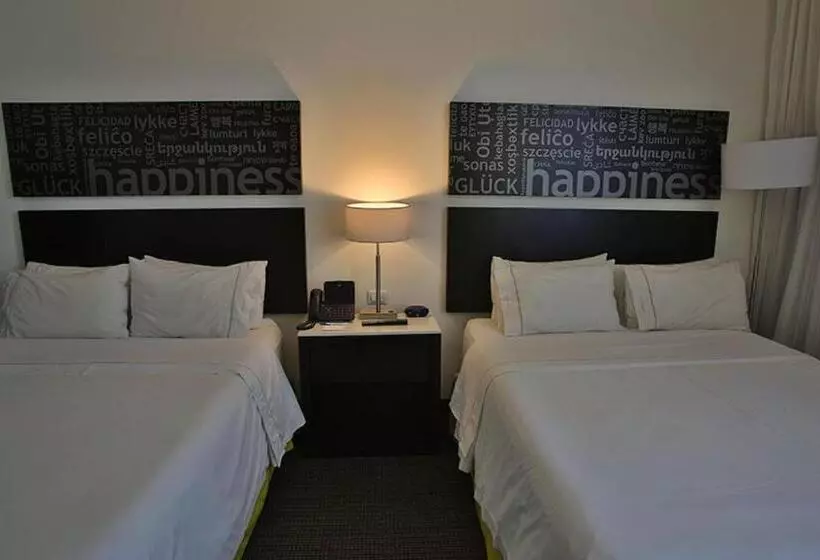 فندق Holiday Inn Express & Suites Puebla Angelopolis, An Ihg