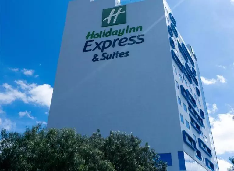فندق Holiday Inn Express & Suites Puebla Angelopolis, An Ihg