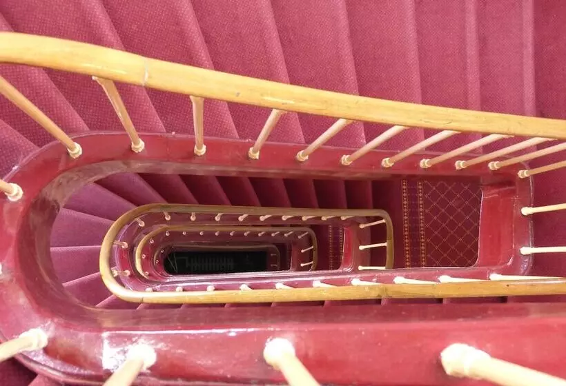 هتل Hôtel Terminus