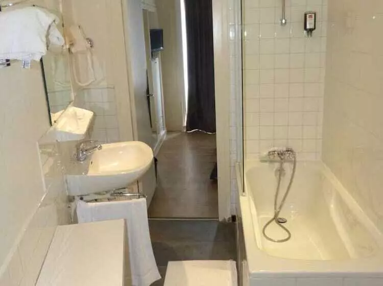 هتل Hôtel Terminus