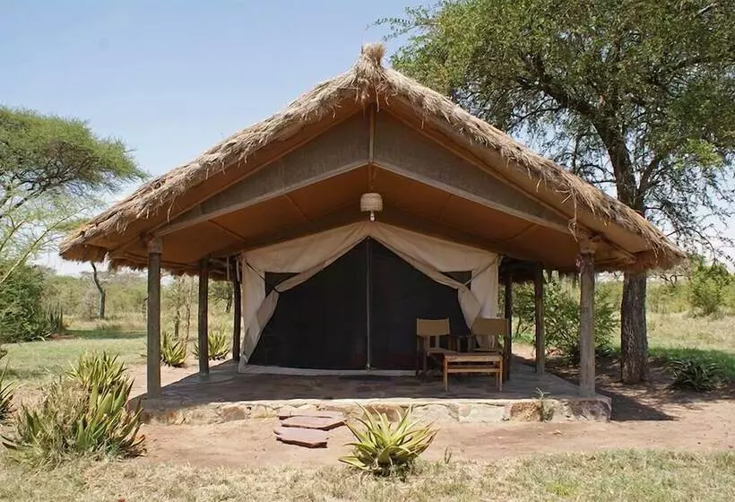 هتل Ikoma Tented Camp