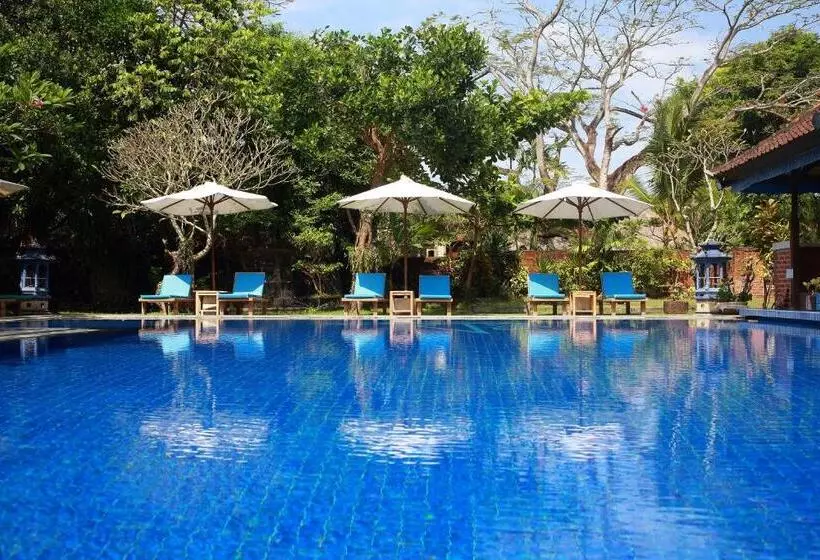 ホテル Laghawa Beach