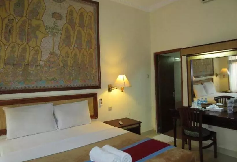 ホテル Laghawa Beach