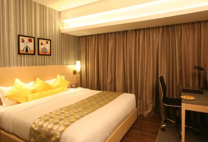 فندق Landmark Residency