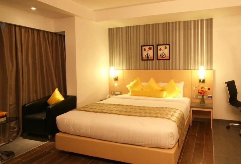 فندق Landmark Residency