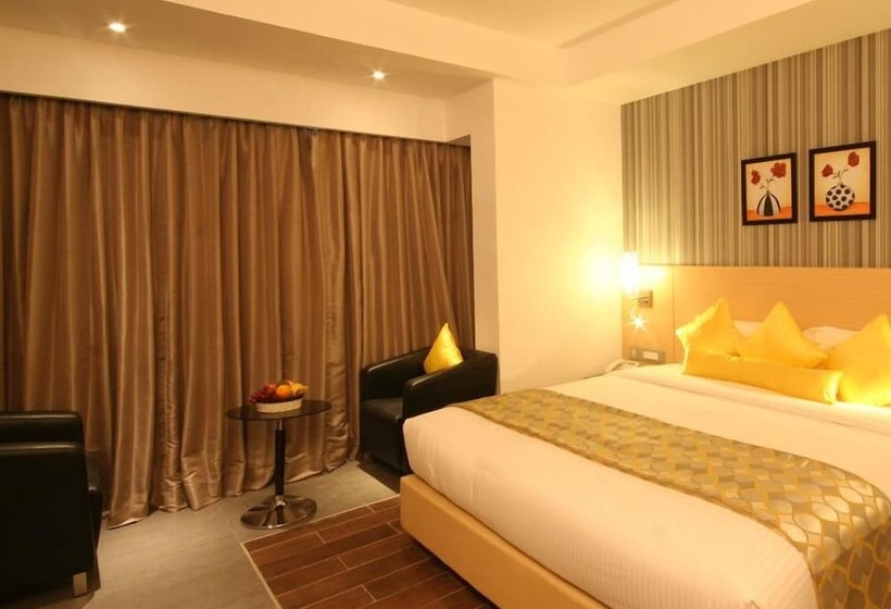 فندق Landmark Residency