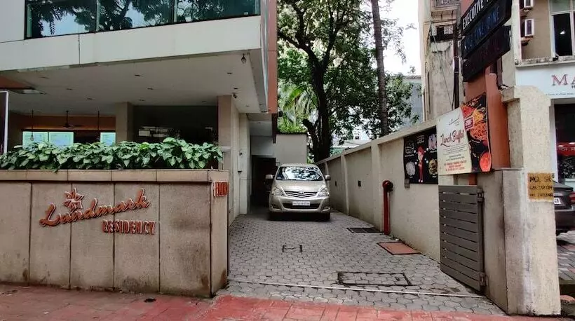 Hôtel Landmark Residency