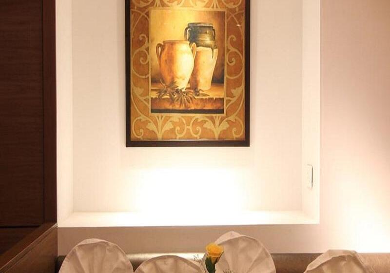 فندق Landmark Residency