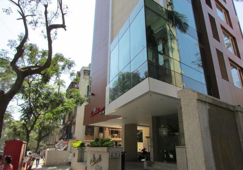 فندق Landmark Residency