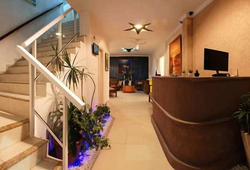 ホテル Pousada Garoupa