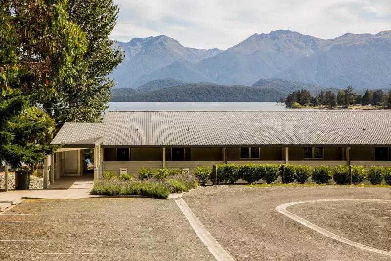 Te Anau Lakeview Holiday Park & Motels