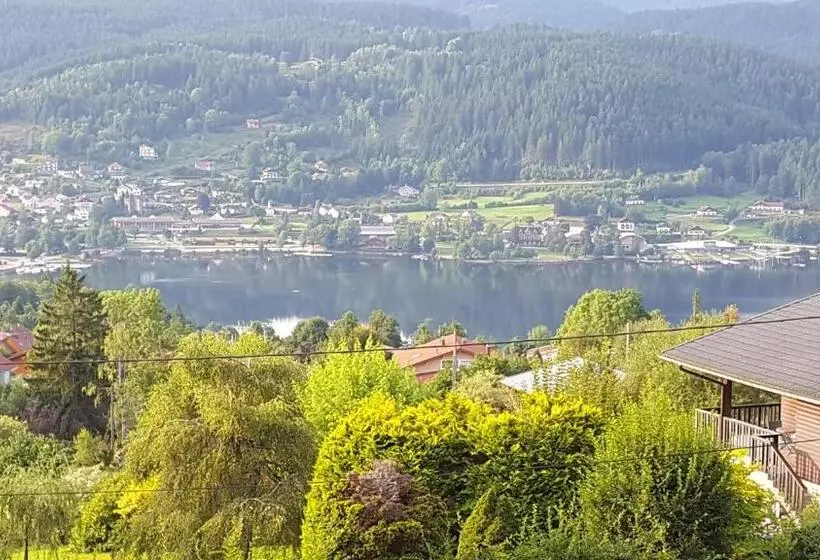 ベッドアンドブレックファースト Les Hauts Du Lac