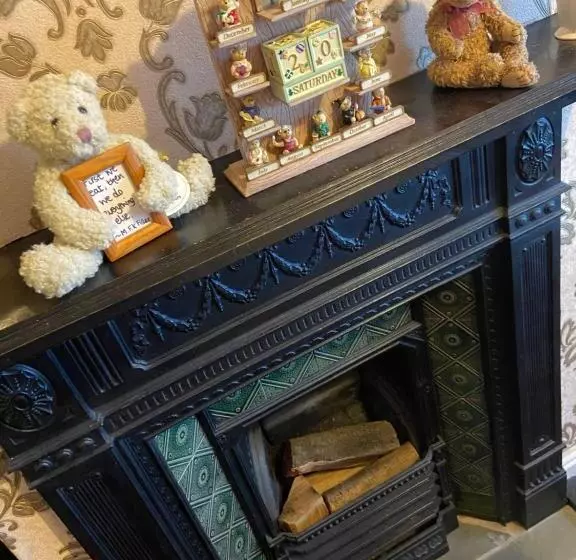 Aamiaismajoitus (B&B) Nettleton Country House