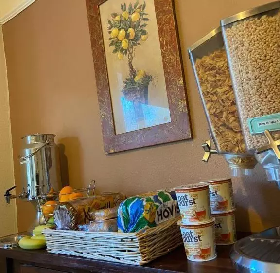 Aamiaismajoitus (B&B) Nettleton Country House