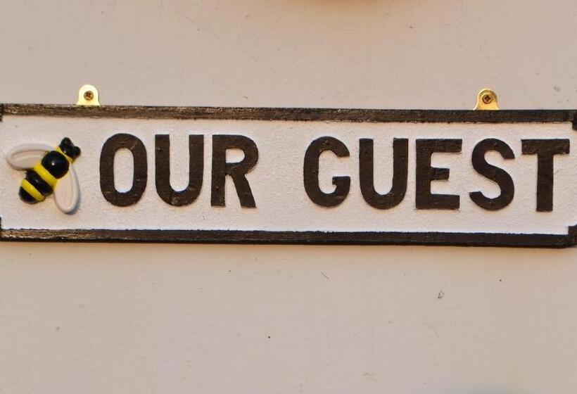 민박 Nettleton Country House