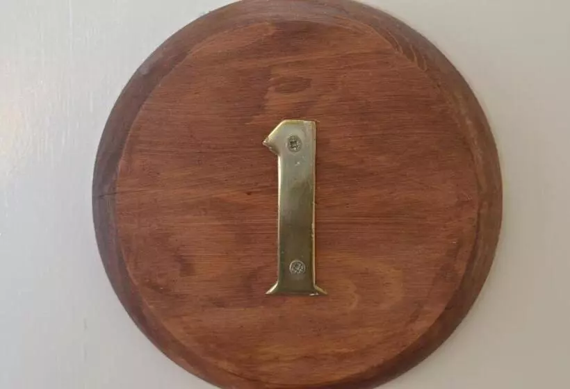 Aamiaismajoitus (B&B) Nettleton Country House