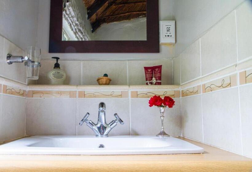 酒店 Baldinnie Cottages