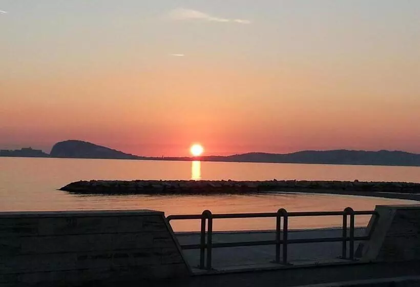 Majatalo Guesthouse Holiday Formia Beach