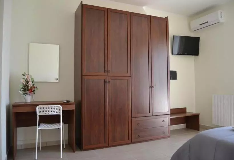 Majatalo Guesthouse Holiday Formia Beach