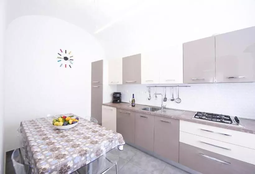 Majatalo Casa Aurora Atrani   Amalfi Coast   Beach