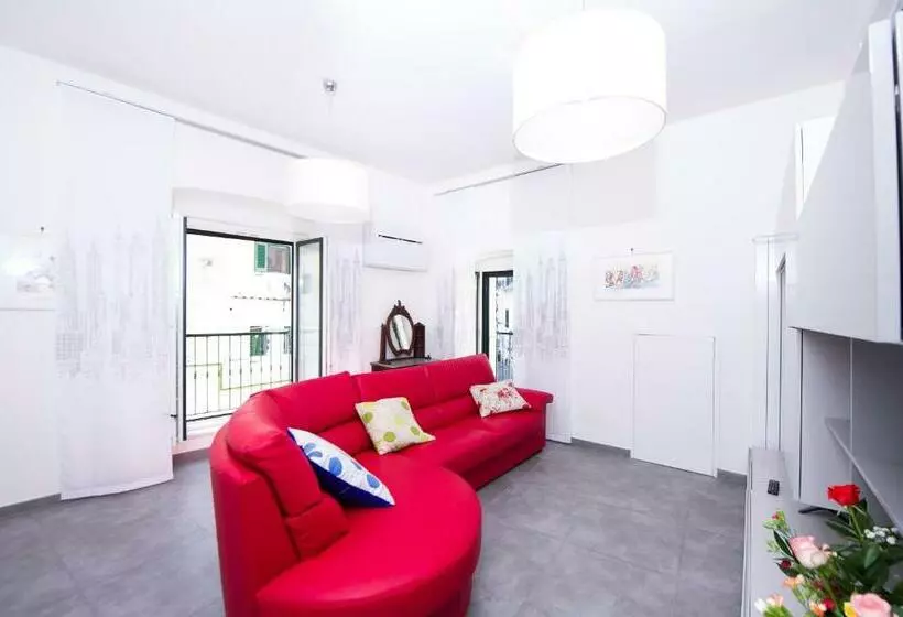 Majatalo Casa Aurora Atrani   Amalfi Coast   Beach