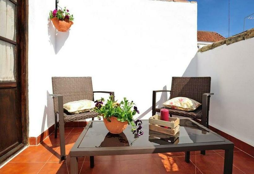 Pension (Hôtel basse catégorie) De Patios