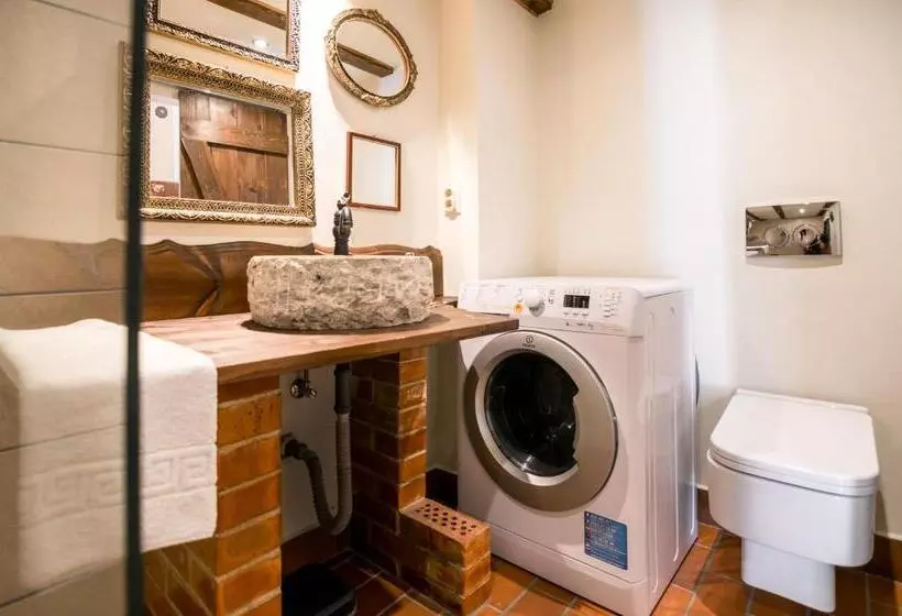 پانسیون Folkloric Loft Ulița Românească