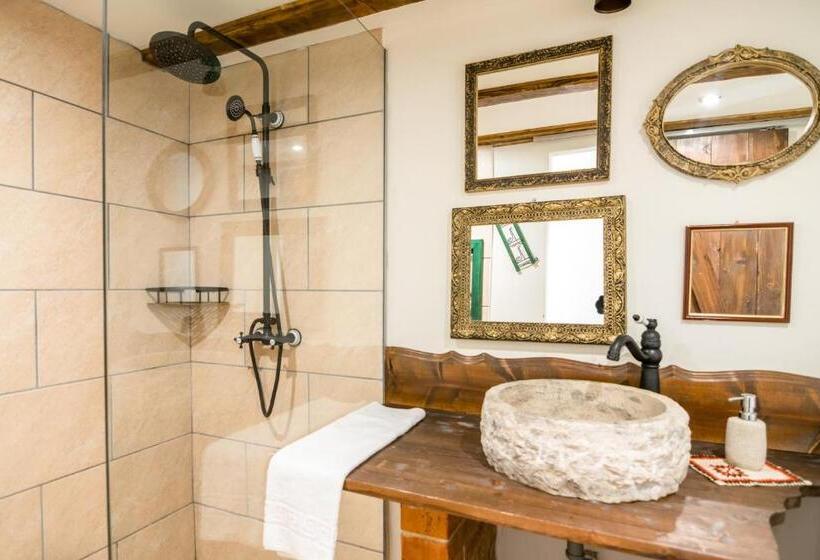 پانسیون Folkloric Loft Ulița Românească