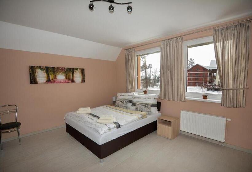 ペンション Vila Kamah