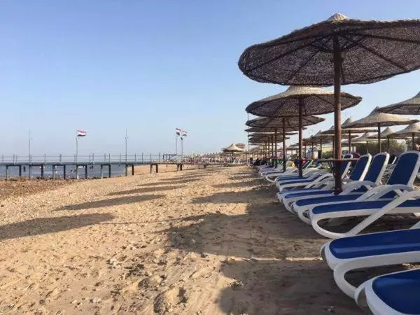 Porto South Beach Royal Sea View Families صف اول بحر مباشر