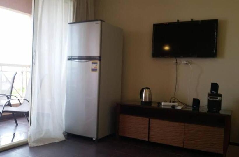 Porto South Beach Royal Sea View Families صف اول بحر مباشر