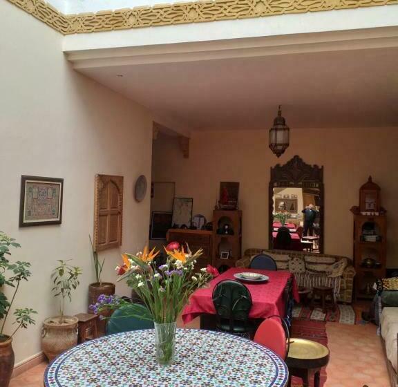 里亚德 Dar Wassim El Ghali