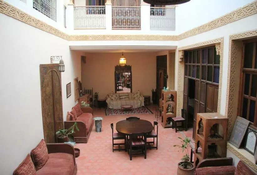 リヤド Dar Wassim El Ghali