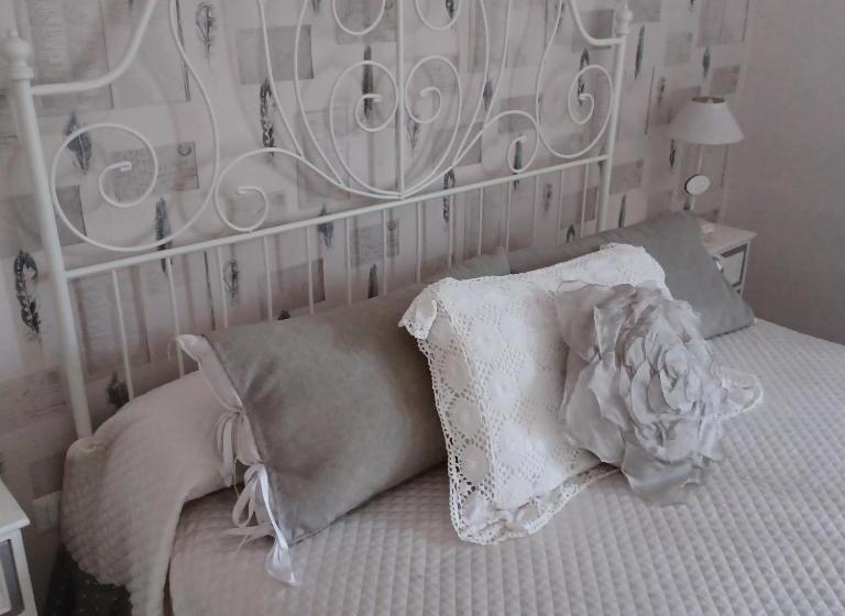 تختخواب و صبحانه La Corte Delle Vanità