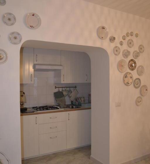 تختخواب و صبحانه La Corte Delle Vanità