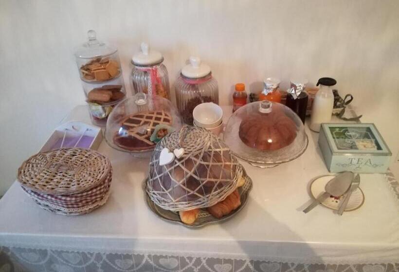 تختخواب و صبحانه La Corte Delle Vanità