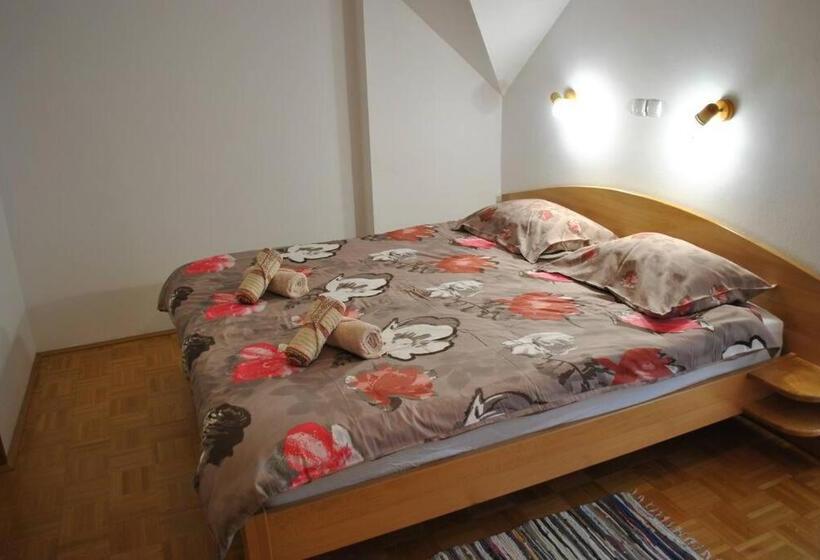 هتل Tourist Farm Kladje