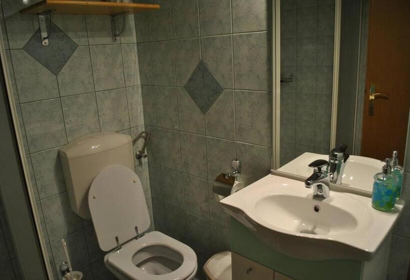 هتل Tourist Farm Kladje