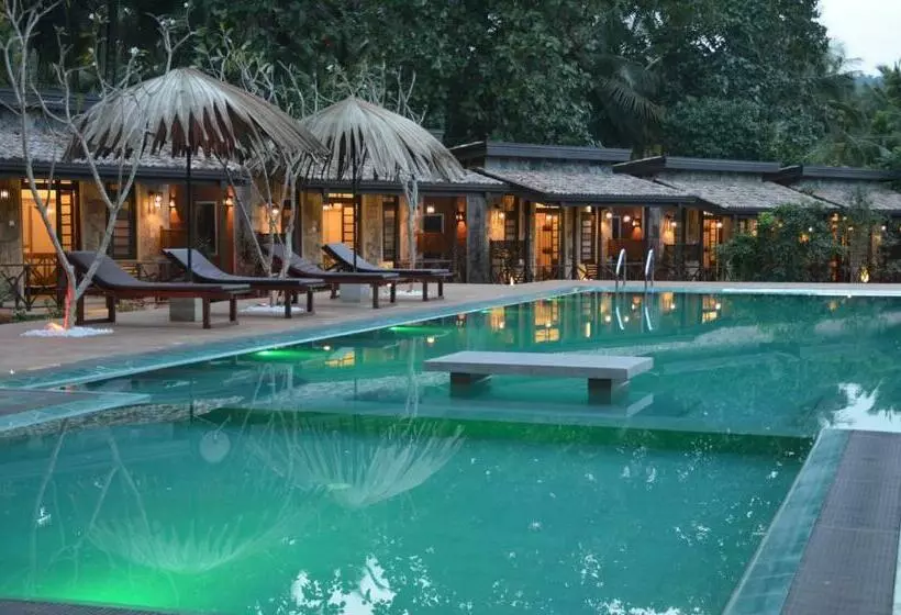 ホテル Villa Pinnawala & Restaurant
