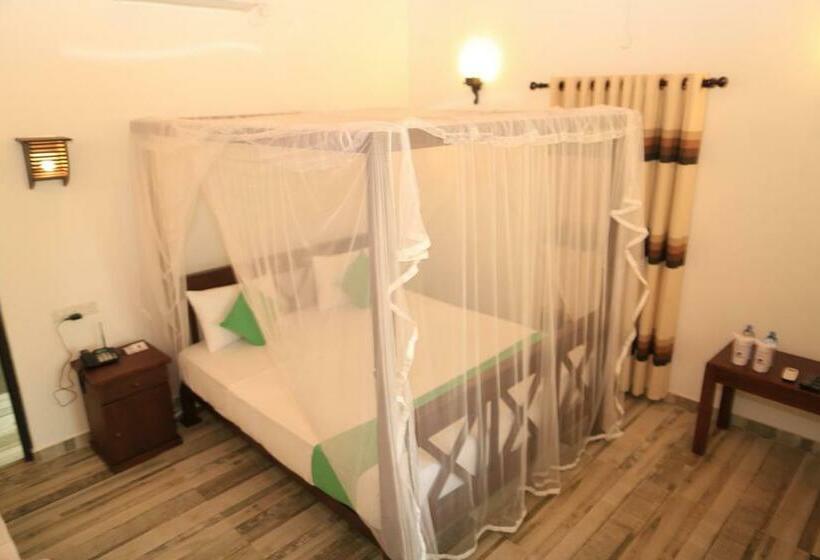 Hotell Villa Pinnawala & Restaurant