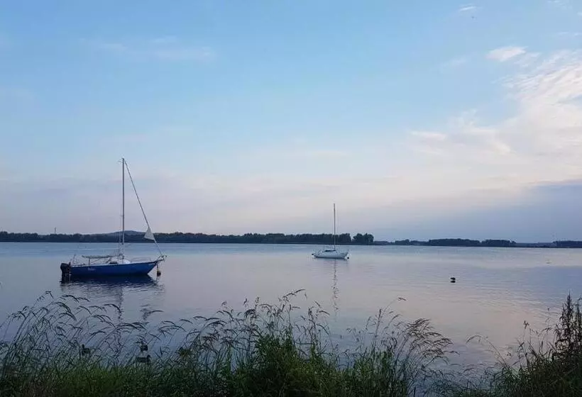 Majatalo Penzion Pasohlávky