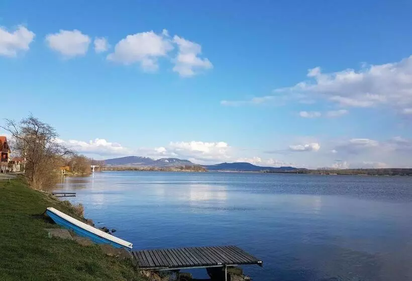 Majatalo Penzion Pasohlávky